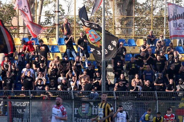 wp-content/uploads/2025/05/slider-tifosi-juve-stabia-cremonese.jpg
